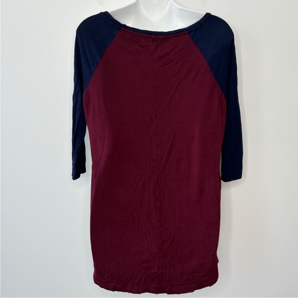 AMERICAN EAGLE OUTFITTERS Burgundy Navy Blue
3/4 Sleeve Jegging T Size Small - Picture 4 of 7